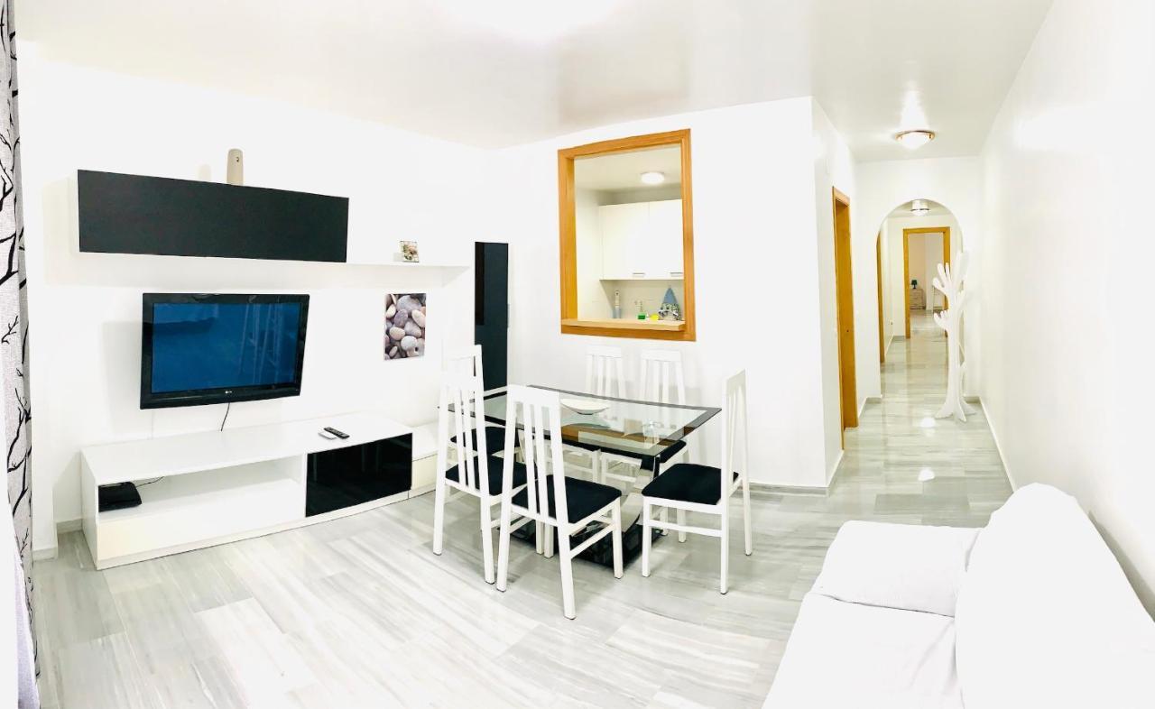 Precioso apartamento cerca del mar con wifi y piscina La Herradura  Exterior foto